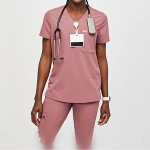 Figs Catrina Scrub Top in Mauve